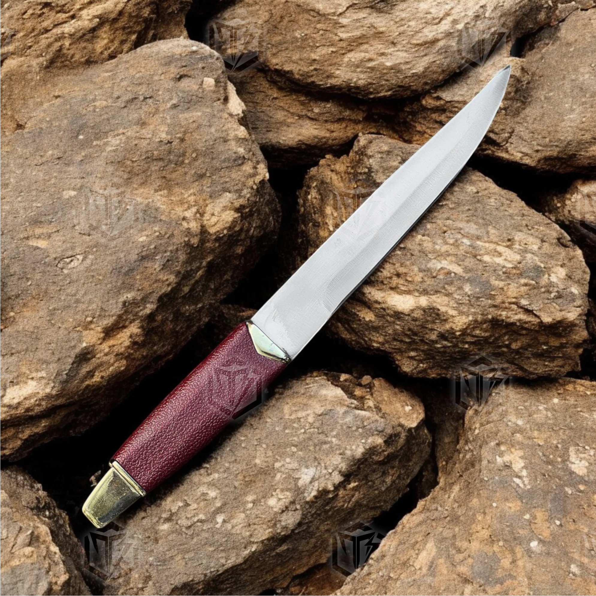 Premium Aragorn’s Strider Legacy Sword Replica LOTR with Oak Stand