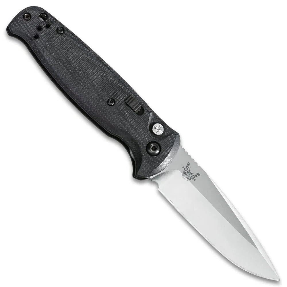 Enlarged push-button actuator Benchmade automatic