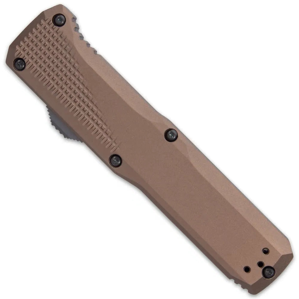 Elite Benchmade Phaeton OTF knife deployed view