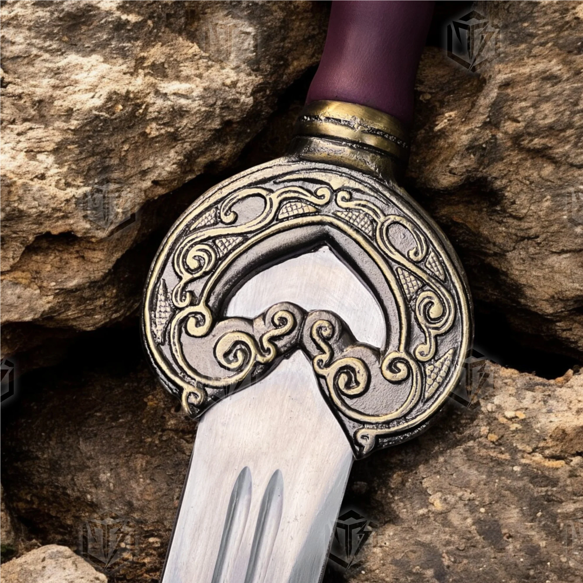 Premium King Théoden’s Herugrim Rohan Valor Sword Replica LOTR with Mahogany Plaque Stand