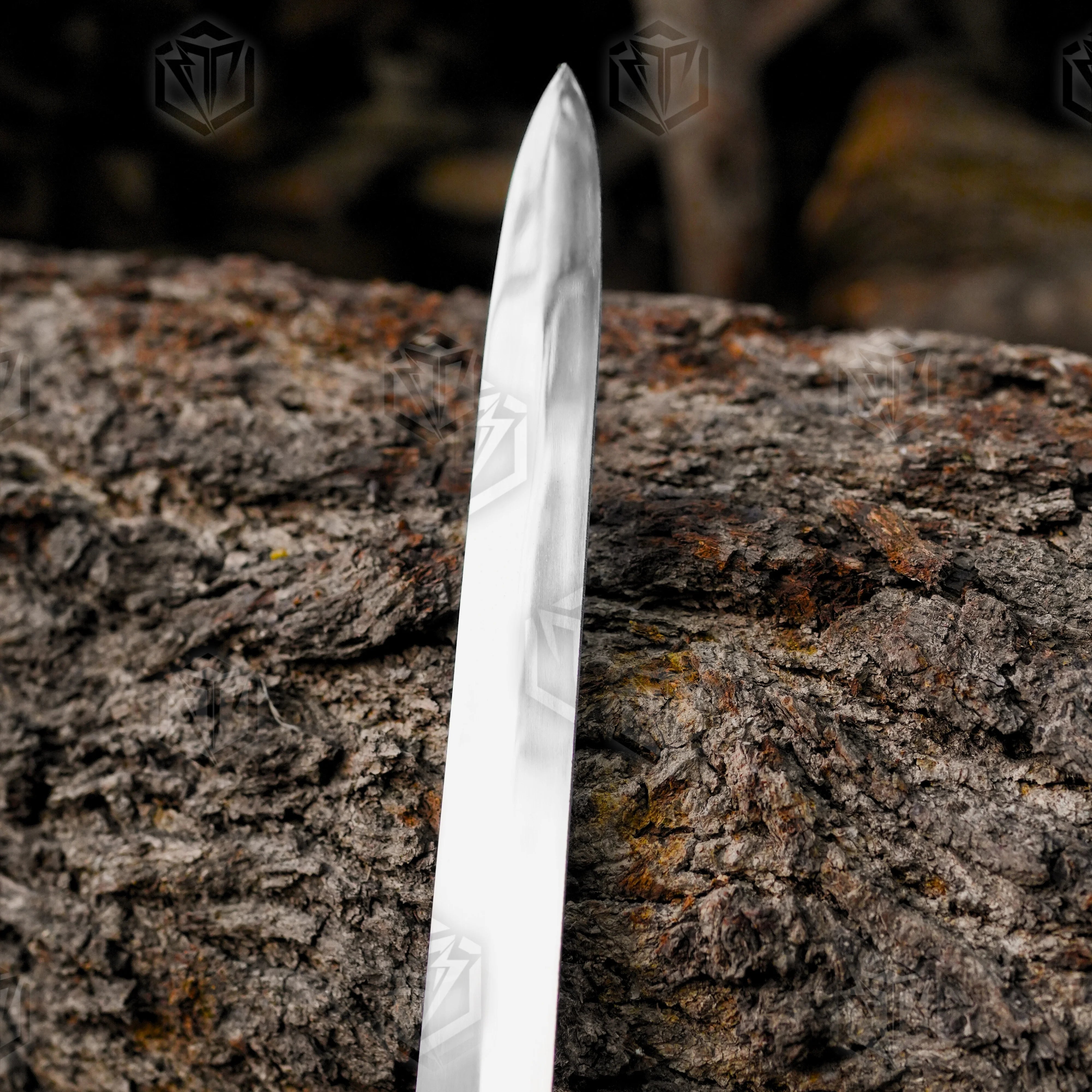 Premium Knights Crusader Templar Sword Replica with Templar cross engravings.