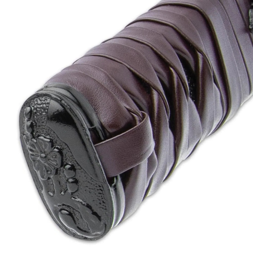 Kojiro Kraken wakizashi with 20.5-inch carbon blade and tentacle leather scabbard for cosplay