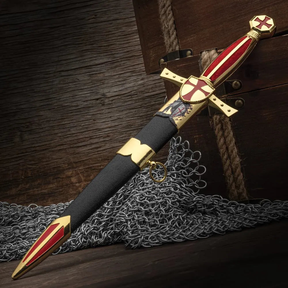 Crusader Knight Gold Dagger