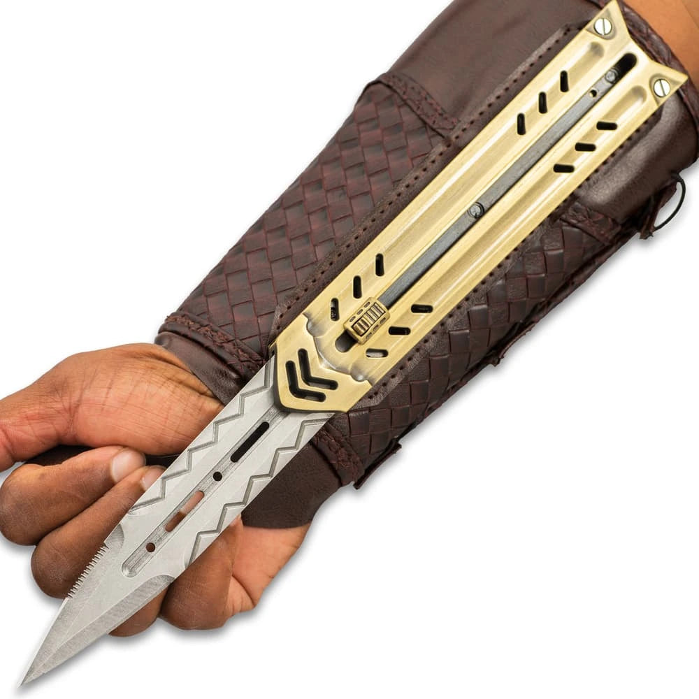 Assassins Guild tactical arm gauntlet with stainless steel blade and canvas arm sheath