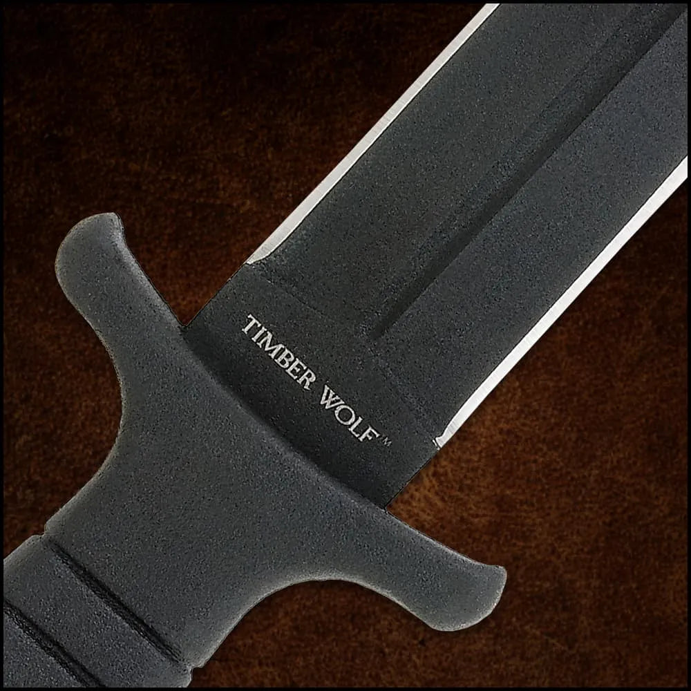 Assassins Guild tactical arm gauntlet with stainless steel blade and canvas sheath