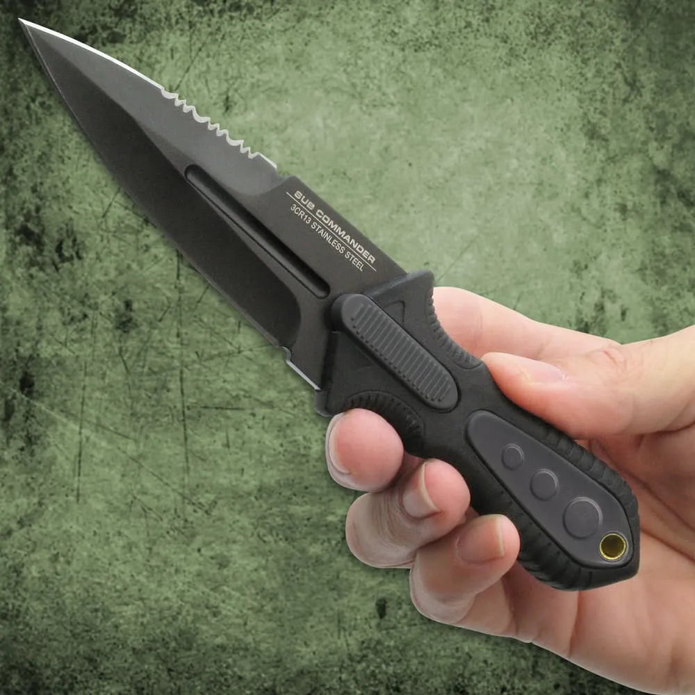 Assassins Guild tactical arm gauntlet with stainless steel blade and canvas arm sheath