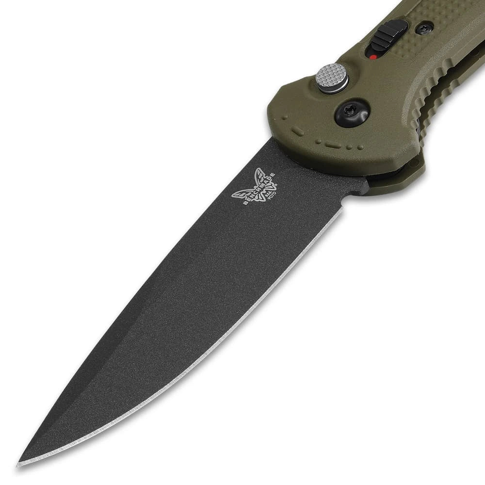 Push-button mechanism with safety Benchmade Claymore