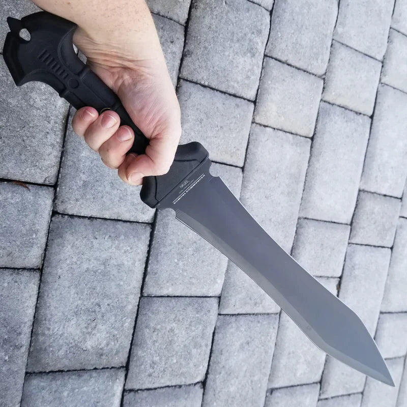 Combat Commander gladiator sword – 60.96cm carbon steel Roman gladius with 42.23cm sharpened blade, TPR rubber grip & brass guard | Authentic Pompeii gladius replica for cosplay and reenactment