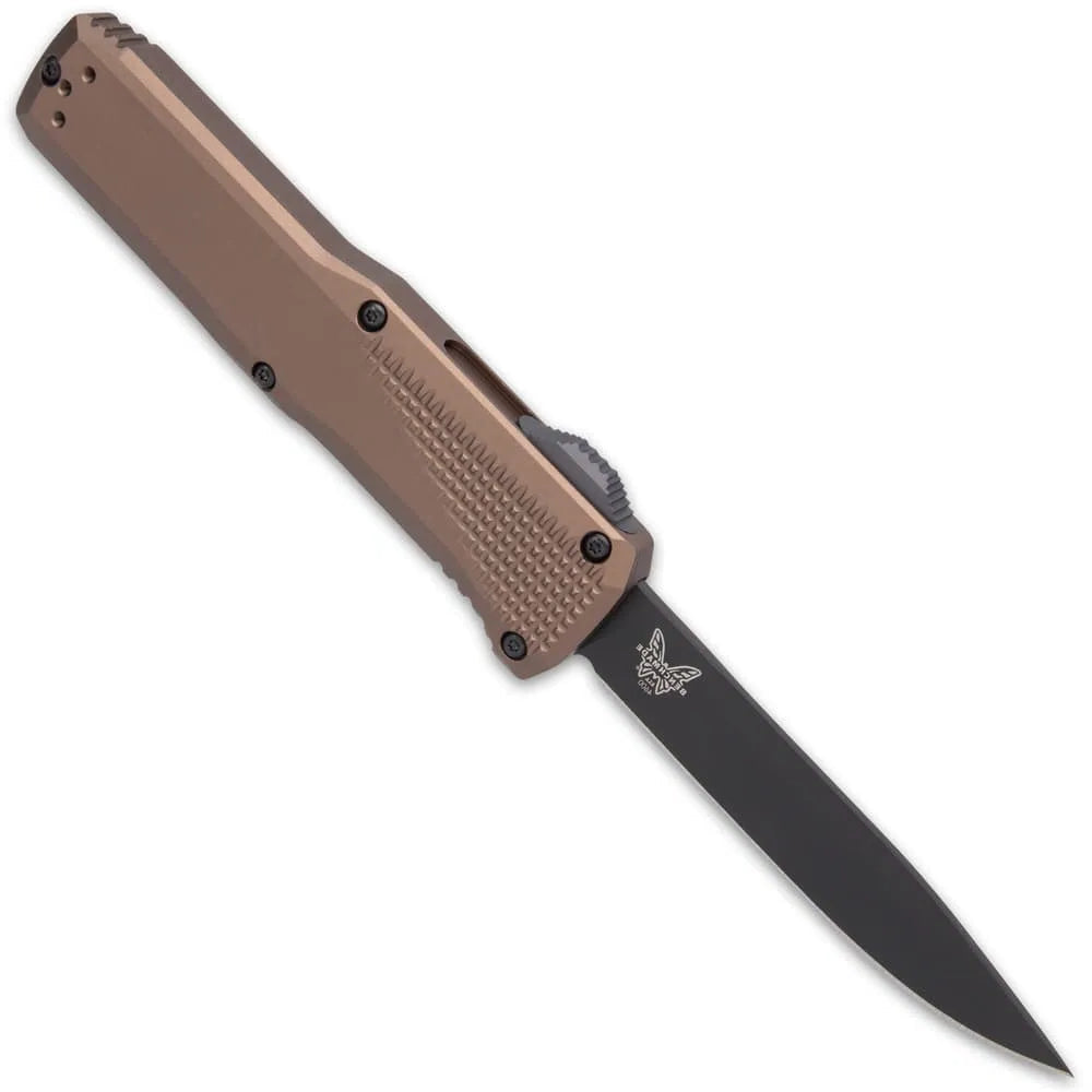 Elite Benchmade Phaeton OTF knife deployed view