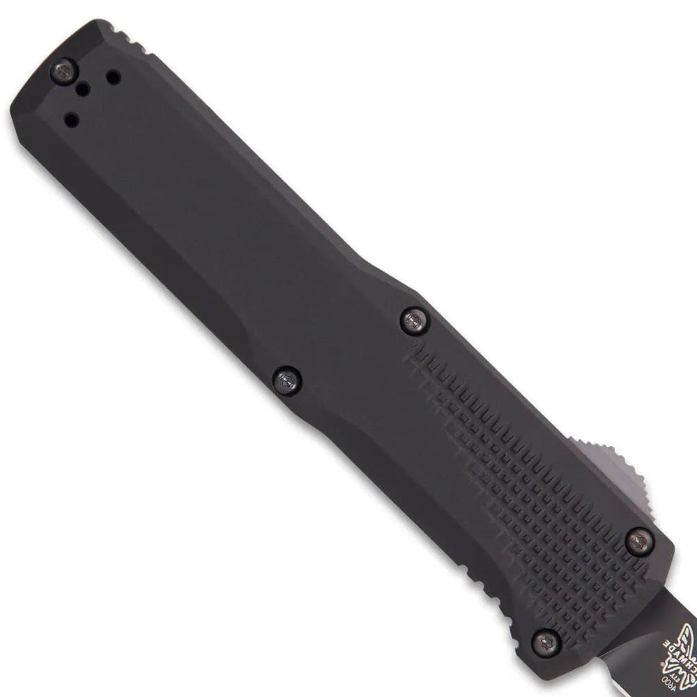 Elite Benchmade Phaeton OTF knife deployed view