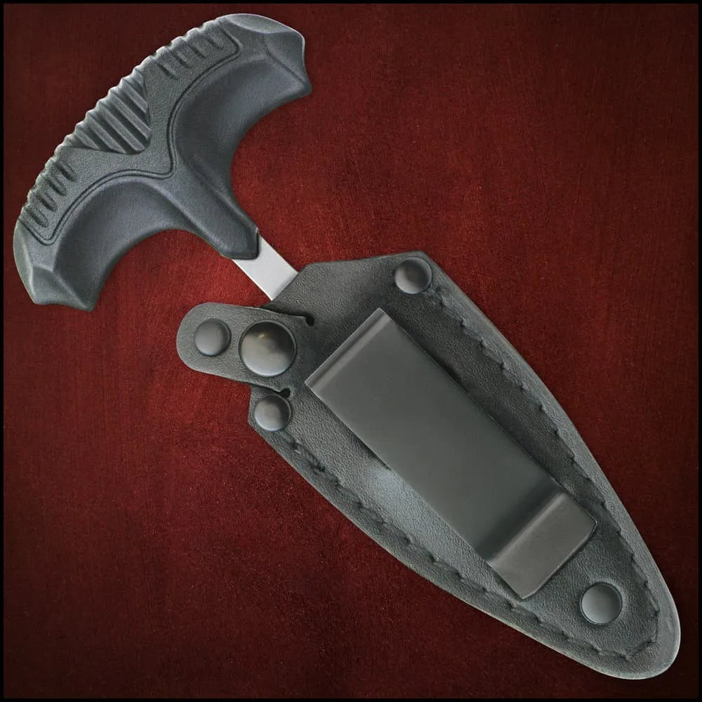 Close up of 3.375 inch 7Cr13 stainless steel blade on Honshu covert defense push dagger with groove and holes