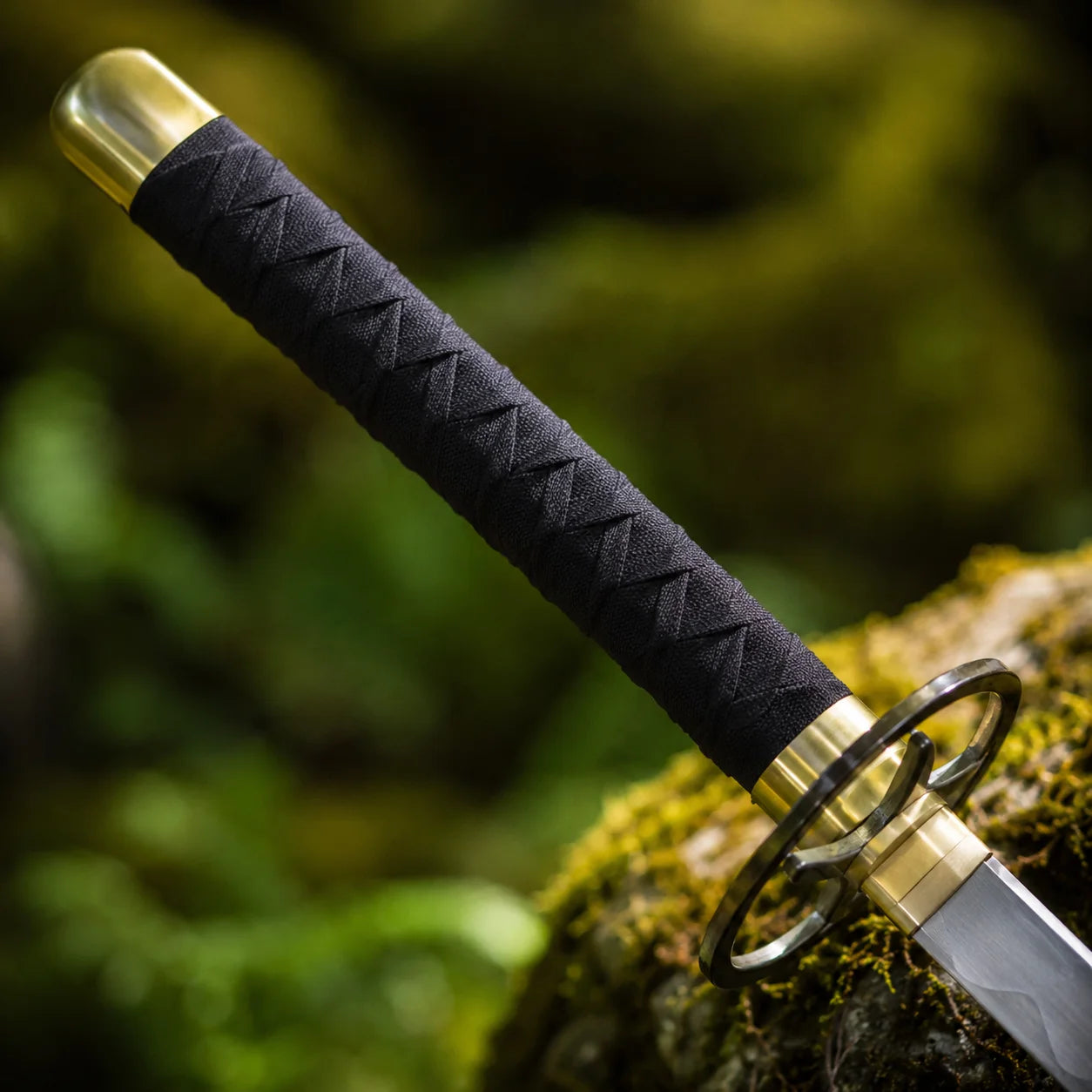 Full-length Ichimaru Gin Shinso Zanpakuto prop replica resting on mossy log – Bleach fan display piece