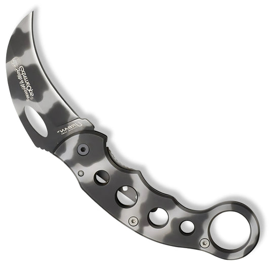 Premium Smith & Wesson Folding Knife Extreme Ops Karambit Camo with stainless steel.
